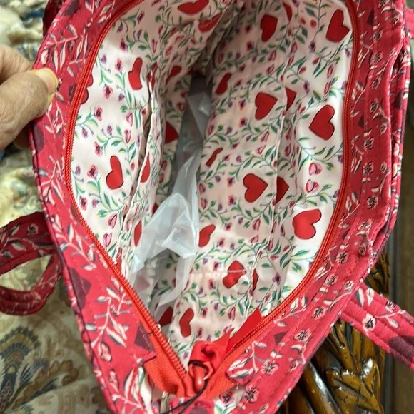 Vera Bradley small Tote Imperial Hearts Red - Picture 5 of 7